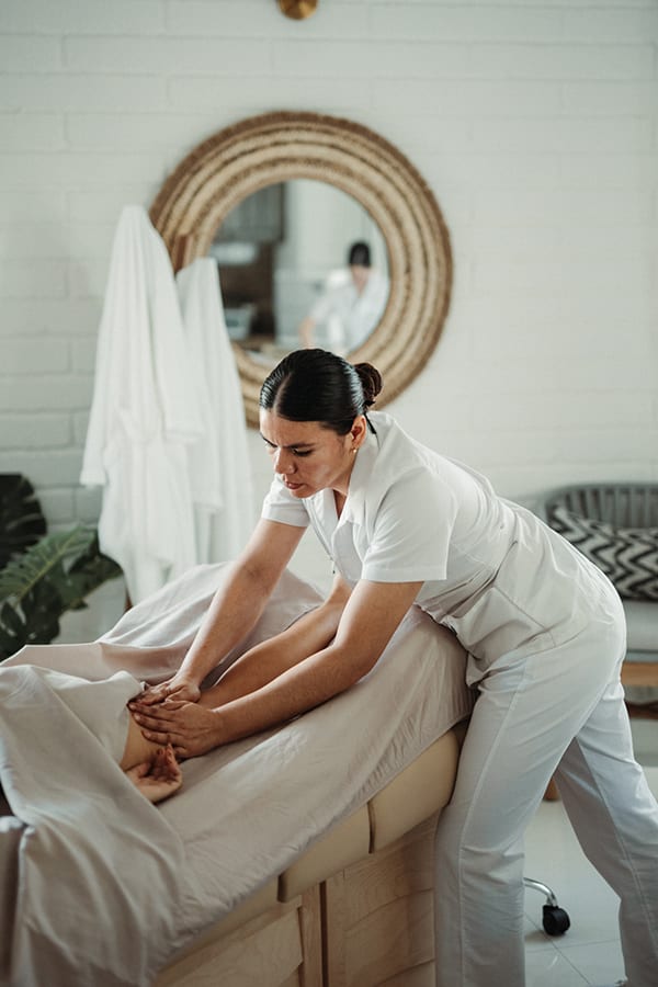 Sierra Lago · Lago Spa 5