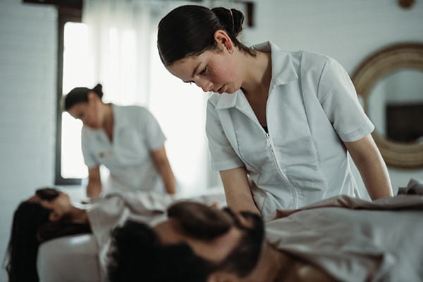 Sierra Lago · Lago Spa 9